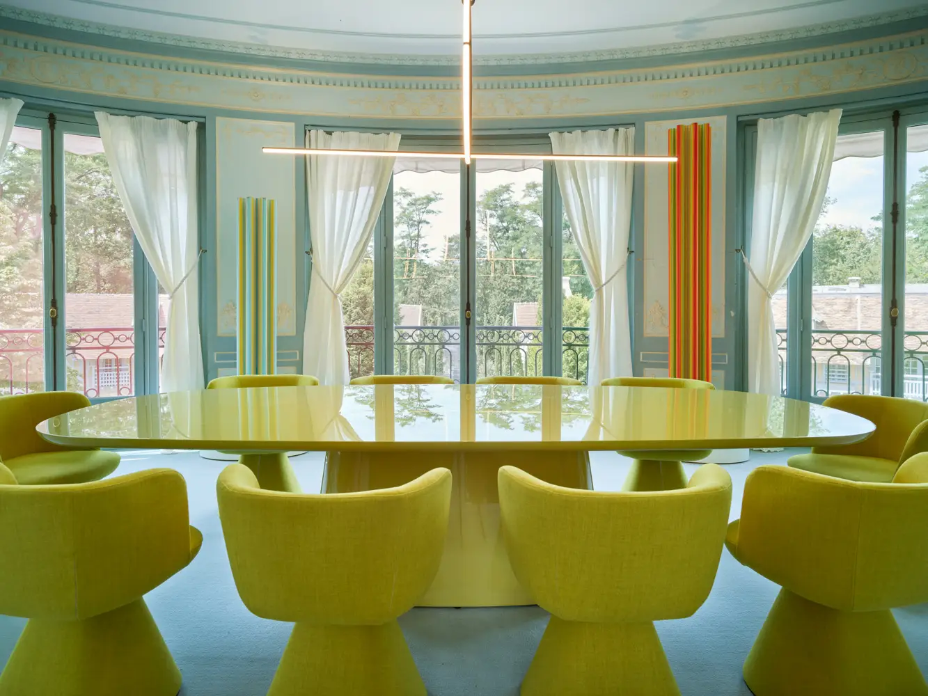  Итальянская Элегантность на Олимпийских Играх: B&B Italia в Casa Italia Paris 2024