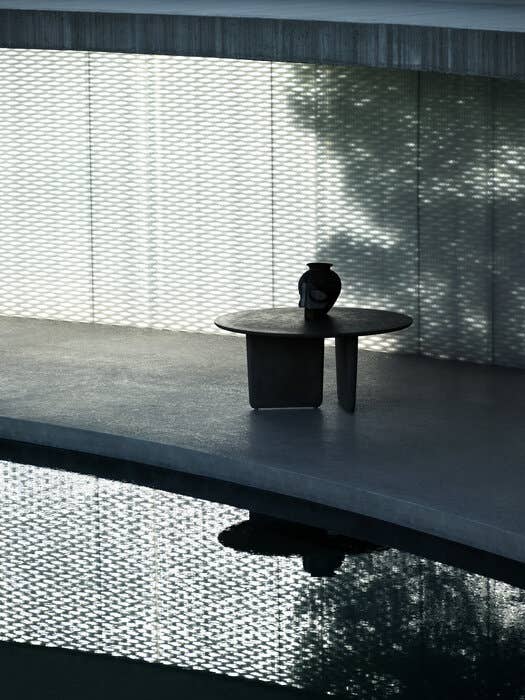 Tobi-Ishi Outdoor