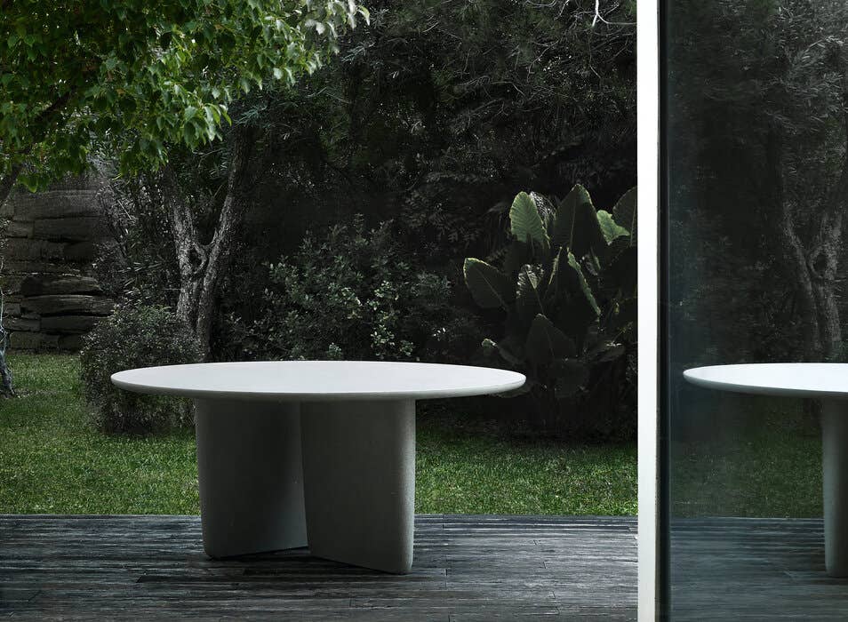 Tobi-Ishi Outdoor